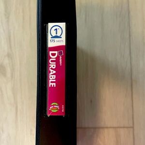 Avery 3 Ring Binder With Paper & Dividers